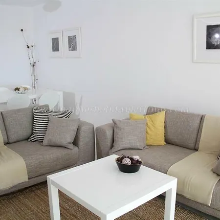 Lighthouse Garden Beach Apartament Pafos